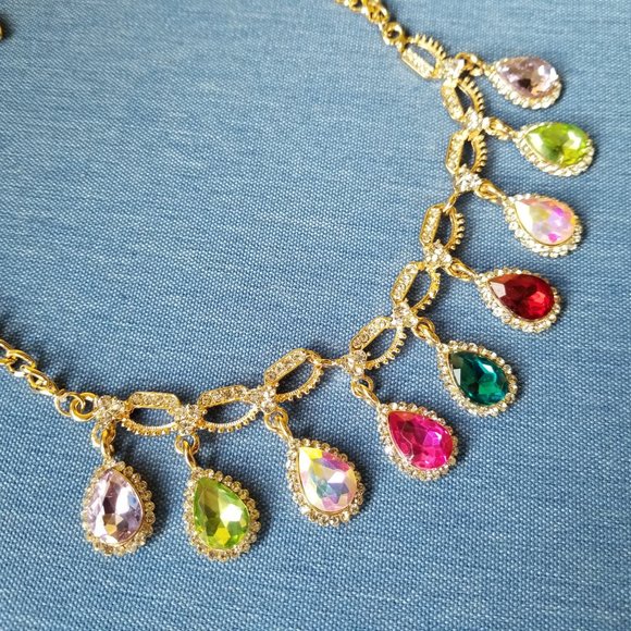 🦚Colorful Clavicle Necklace - NWOT🦚 - Picture 1 of 11